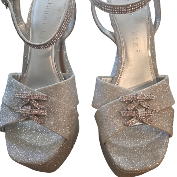 Gianni Bini Silver Platform Sandals Heels NWT sz 9.5 - Picture 8 of 9
